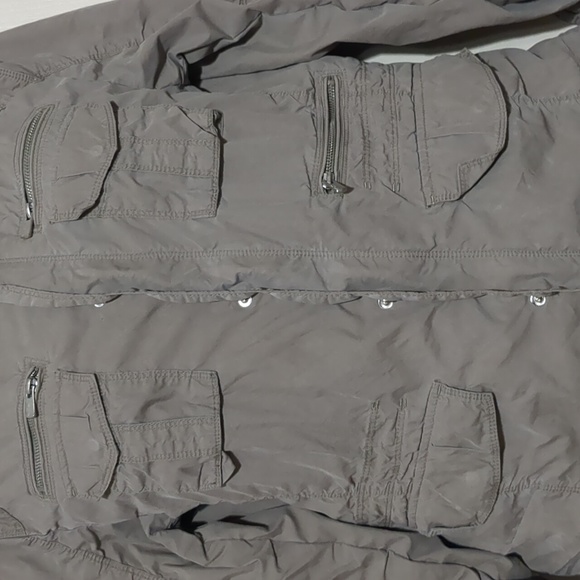 Jack & Jones Lightweight Nylon Jacket  Full Zip women's size Small - Picture 2 of 9